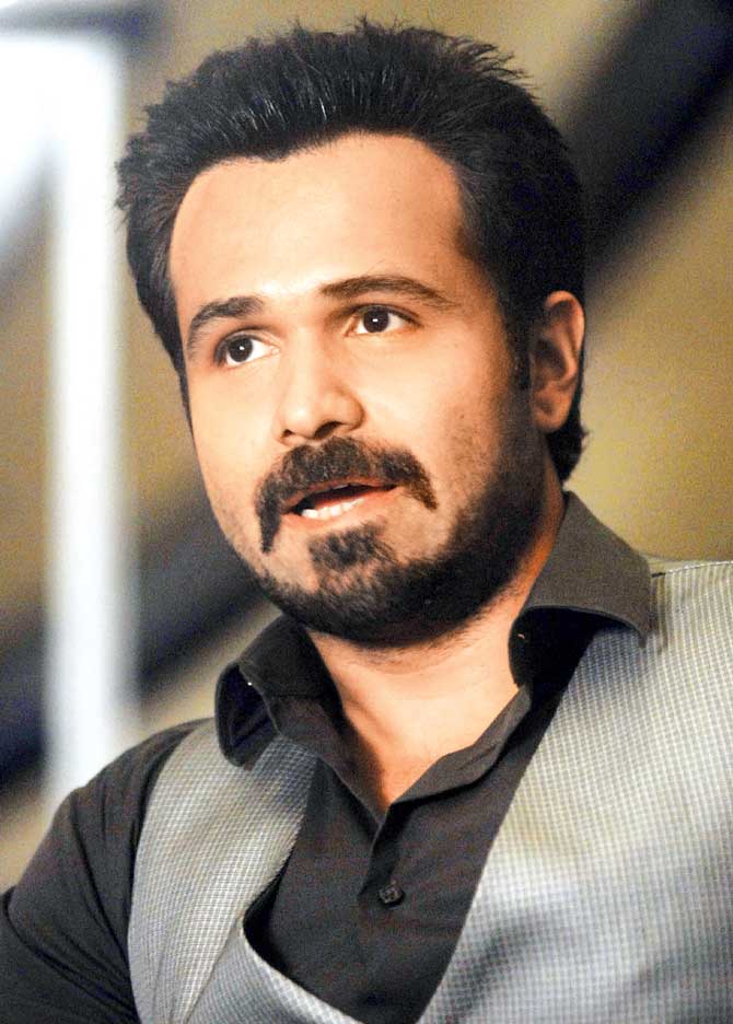 Imran Hasmi With Sex Video - Invisible Emraan Hashmi of 'Mr. X' is now visible on social media