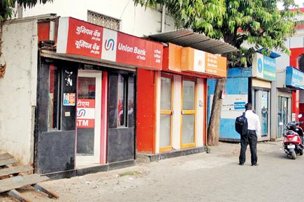 Mumbai crime: Police arrest ATM van driver with stolen cash