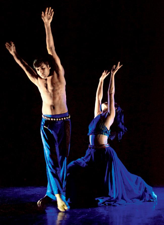 A still from the dance theatre performance, Amaara