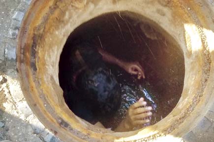 'BMC playing with lives of manhole cleaners,' claims workers union