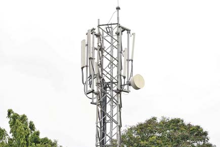 Mumbai: Reliance Jio to set up 97 4G mobile towers on traffic islands