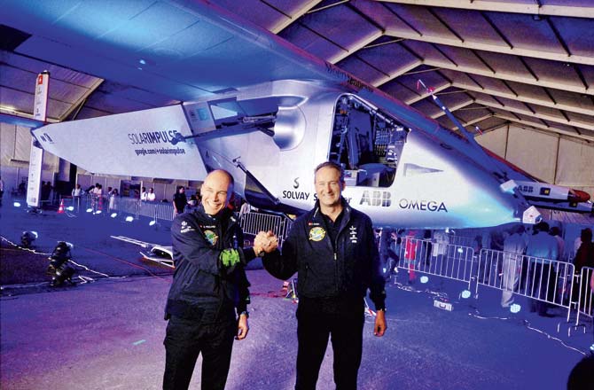 Bertrand Piccard and Andre Borschberg in Ahmedabad