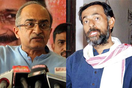 Yogendra Yadav, Prashant Bhushan likely to be axed from AAP PAC?