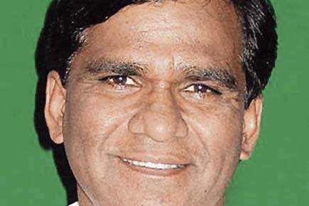 Shiv Sena slams Raosaheb Danve for seeking guarantee over farm loan waiver