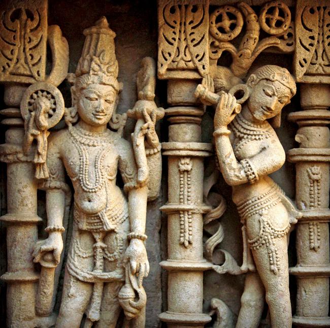 Stone sculptures at Rani ki Vav, Patan