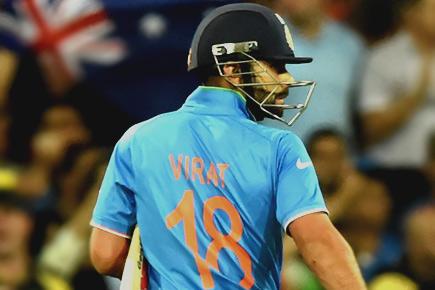 ICC World Cup: Anushka's shock at Kohli's dismissal mirrors India's
