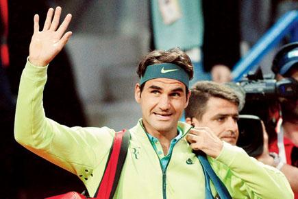 Istanbul Open: Roger Federer fights back to reach final