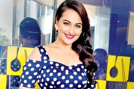 Sonakshi Sinha to do an item song in 'All Is Well'?