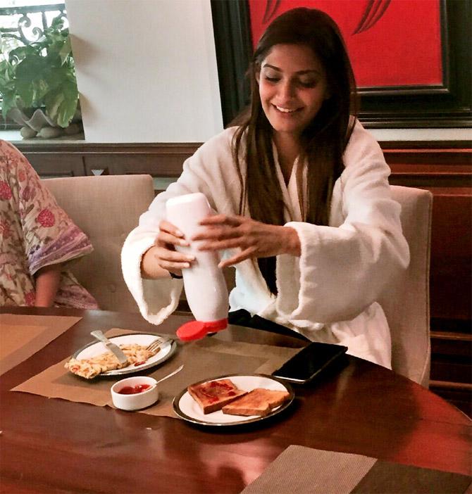 Sonam Kapoor having a health meal