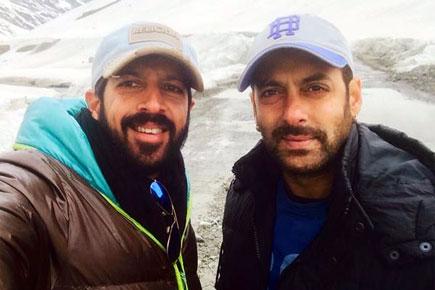 Salman shoots for 'Bajrangi Bhaijaan' at Zoji La pass in Kashmir
