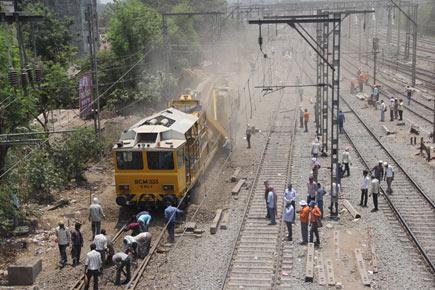 Harbour line trains may start plying to Goregaon by February