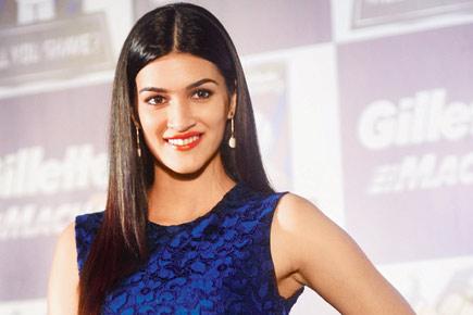 Kriti Sanon to start shooting with SRK, Kajol for 'Dilwale' in August
