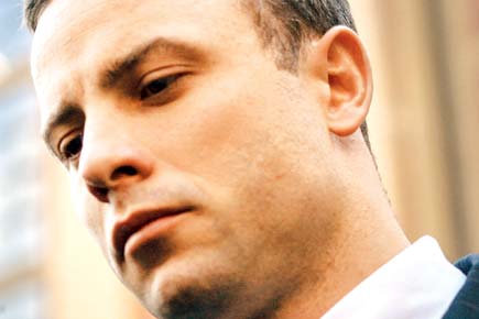 Mother of Oscar Pistorius' slain girlfriend condemns possible early release