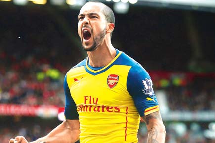 Wayne Rooney tempted me to move to Everton: Theo Walcott
