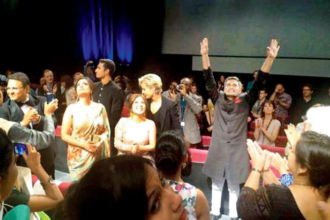 Richa Chadda, Vicky Kaushal, Shweta Tripathi and director Neeraj Ghaywan during the standing ovation after the screening of their film Masaan