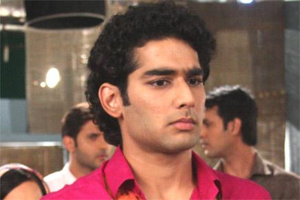 When Titu from 'Tu Mera Hero' got irritated with kids on the sets