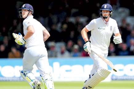 Root aids England recovery