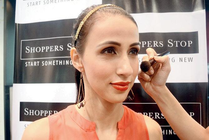 Alesia Raut was spotted at Shoppers Stop’s Makeover Fest. pic/romita chakraborty