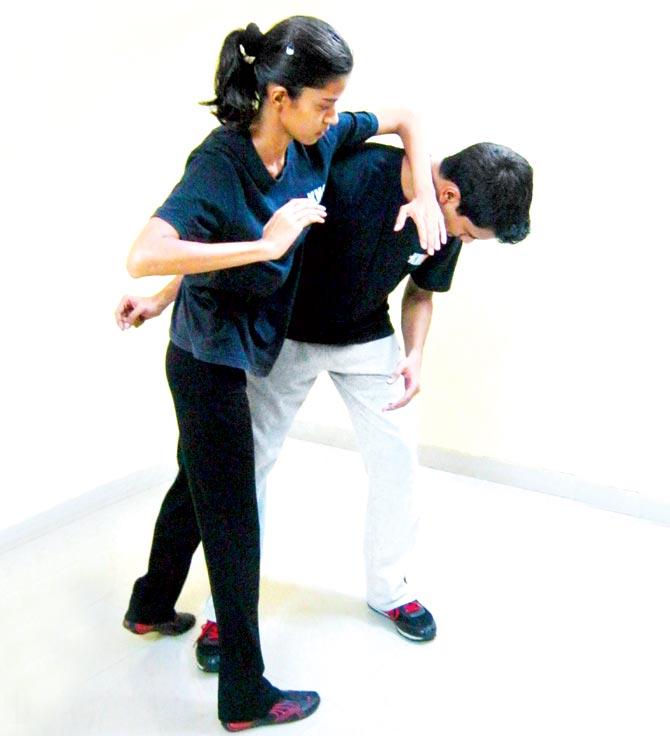 Deepika Vaz demonstrates the counter elbow strike post defense