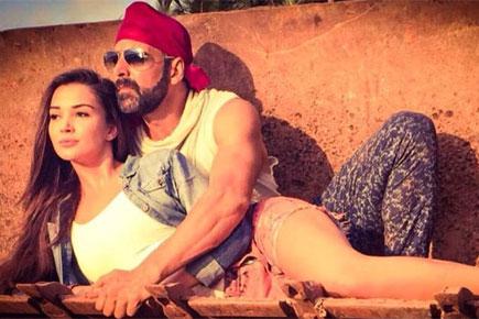 First look: Akshay Kumar, Amy Jackson in 'Singh Is Bling'