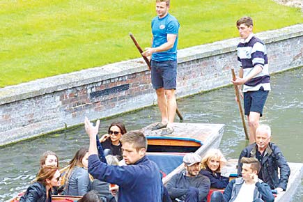 David Beckham family goes punting in Cambridge