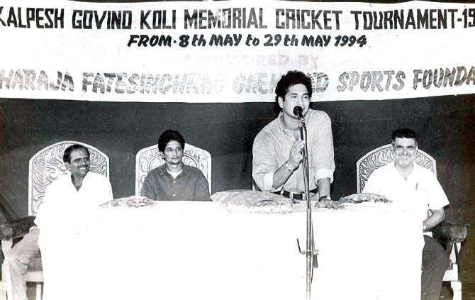 1994: Batting icon Sachin Tendulkar addressing the gathering as chief guest of the tournament 