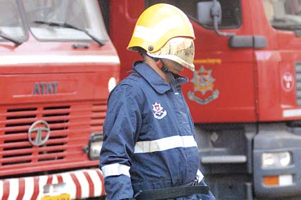 Mumbai's firemen to pay dearly for uniform scam