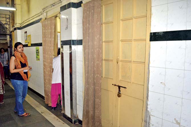 The locked room in ward no 4, the female general ward, where Aruna used to stay