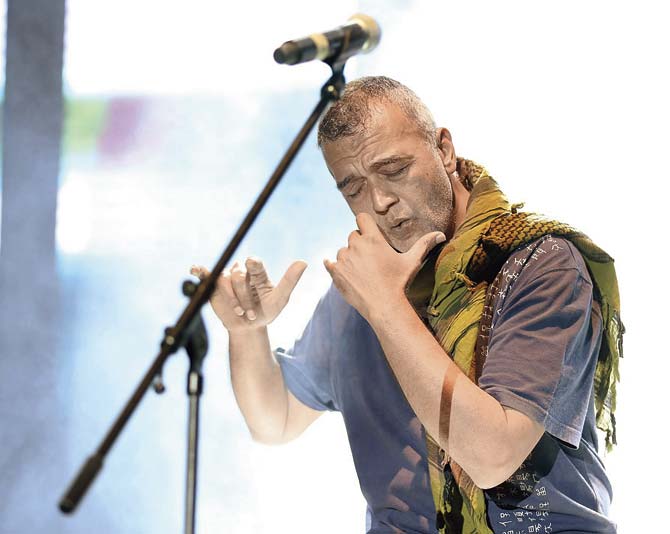 Lucky Ali will be performing in town