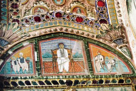 Explore the frescoed walls of Shekhawati