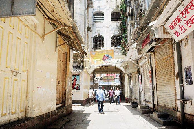 Rent control: Under the pugree system, a tenant is not the sole owner of a flat and a part of the flat belongs to the landlord. (Above) Buildings under the pugree system in south Mumbai. File pic