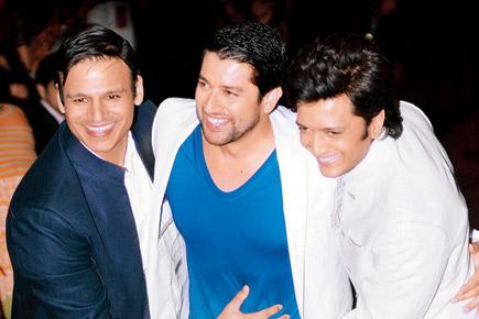 Riteish, Aftab and Vivek shoot for 'Great Grand Masti' title track