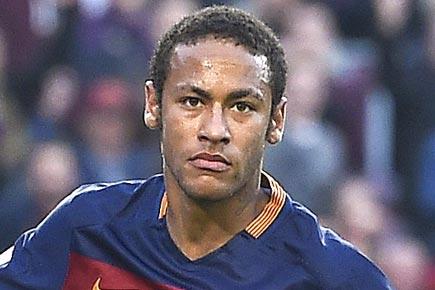 Luis Enrique hails Neymar as Barcelona go atop Spanish League