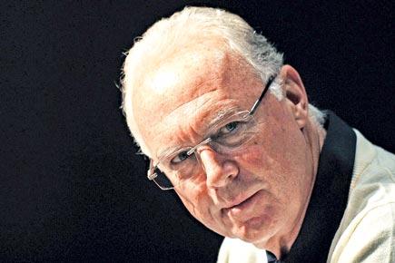 Bayern stand by Franz Beckenbauer, says chairman Rummenigge