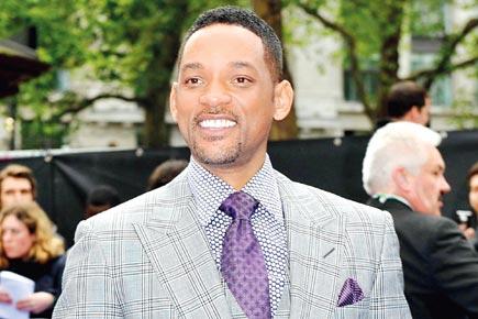 Will Smith makes film to highlight American football's brain injury risks