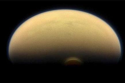 NASA finds giant ice cloud on Titan