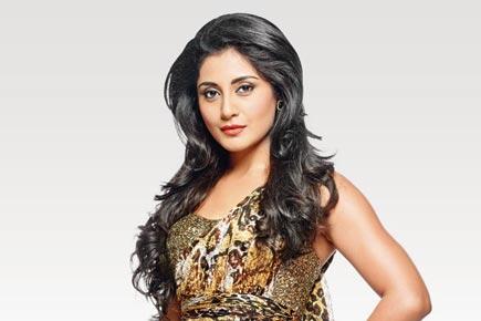 'Bigg Boss 9' contestant Rimi Sen is still staying strong on the show