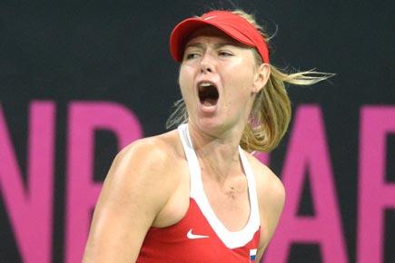 Maria Sharapova beats Petra Kvitova to put Russia ahead in Fed Cup final