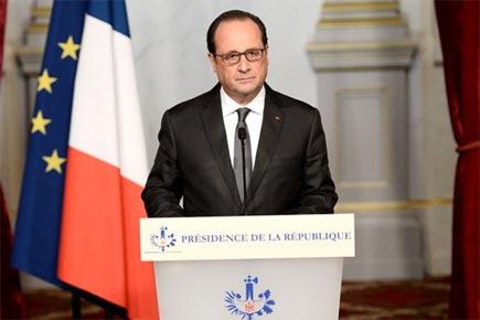 French President Francois Hollande vows to destroy IS after Paris attacks