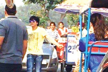 Shah Rukh Khan shoots for 'Fan' in New Delhi