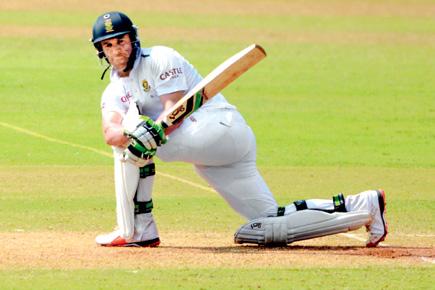 Big-hitter AB de Villiers gets into Test mode