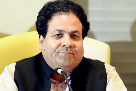 Rajeev Shukla wants Pakistan to develop a safe venue at home