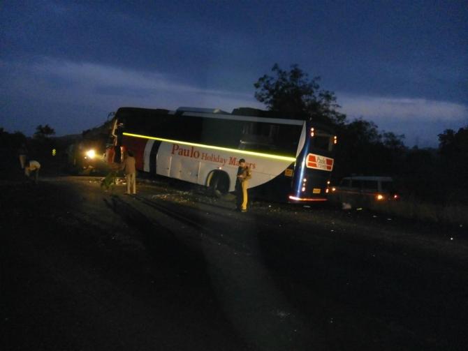 Luxury bus accident on Pune-Satara highway kills one, injures 40