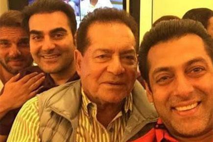 Arbaaz Khan shares family selfie on Salim Khan's birthday
