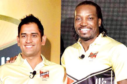 MS Dhoni, Chris Gayle take potshots and mimic each other at event