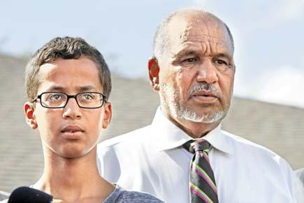 'Clock boy' Ahmed Mohamed wants Rs 100 crore, written apology