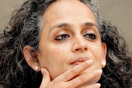 High Court adjourns contempt plea against Arundhati Roy for 4 weeks