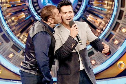 'Bigg Boss 9' Day 49: When Salman Khan planted a kiss on Varun Dhawan's cheek