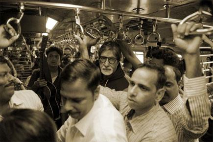 Watch! Amitabh Bachchan sings in a crowded Mumbai local train