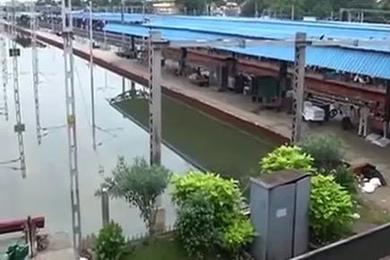 Train services disrupted in Chennai following deluge